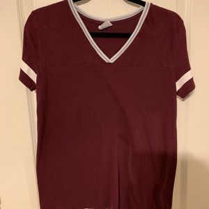 PINK Victoria’s Secret maroon t-shirt